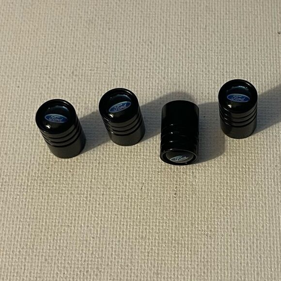 Ford valve Stem caps in Black set of 4 NWT - Picture 2 of 4